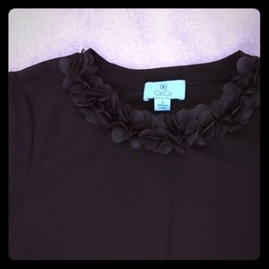 Knit crepe Tee with floral collar